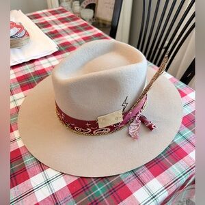 Vintage Ruediger handcrafted stiff fedora hat